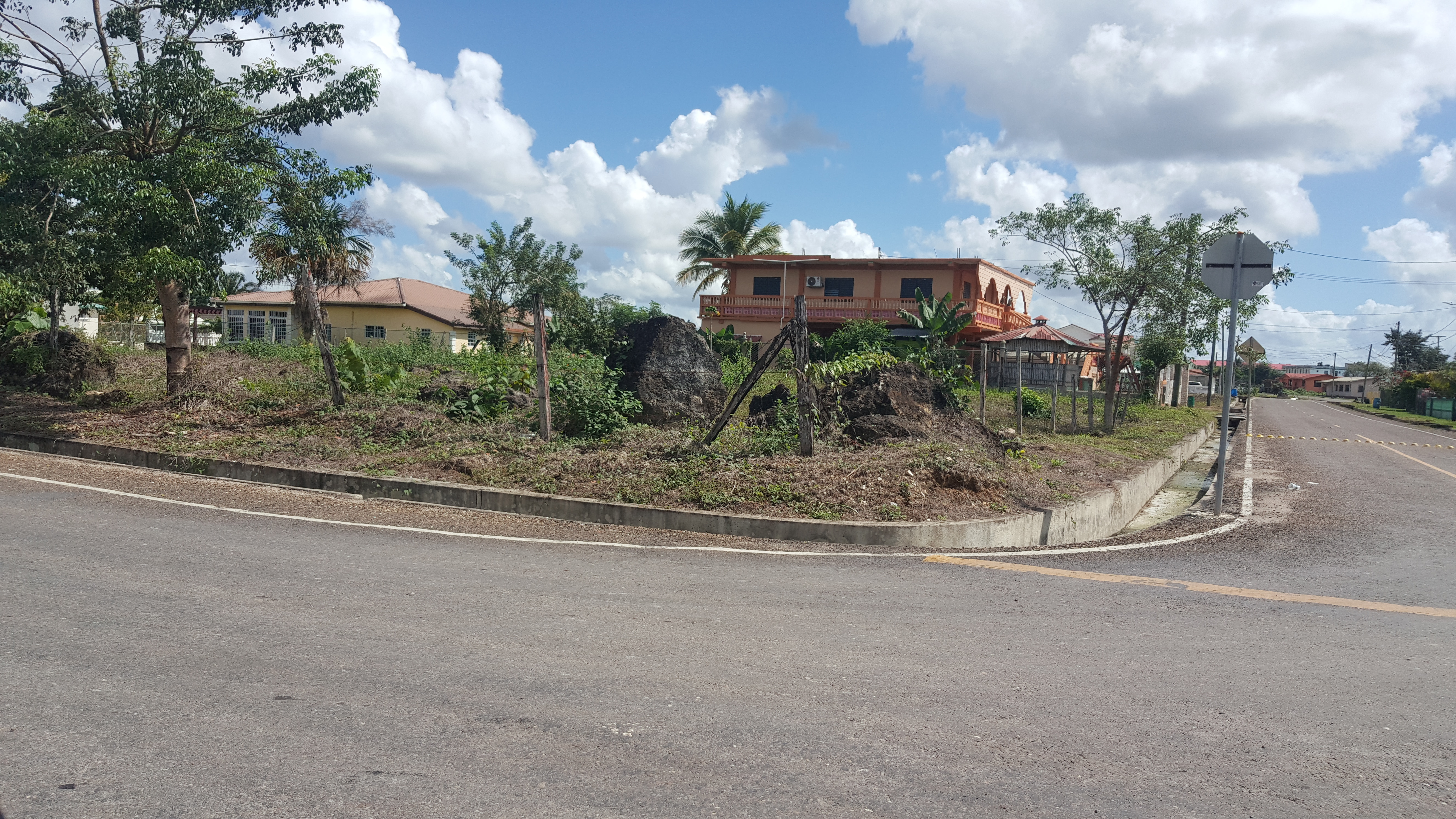 DOUBLE LOT FOR SALE IN BELMOPAN CITY